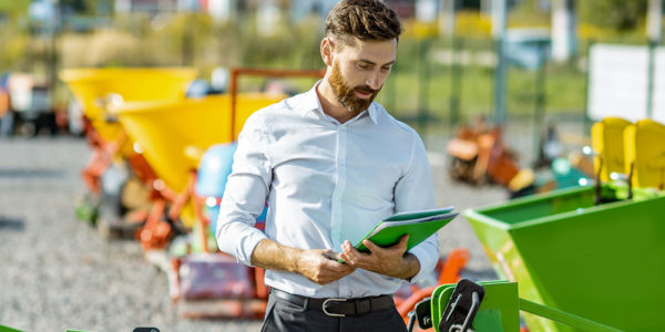 Compras MRO: 4 fatores que influenciam na aquisição de lubrificantes no agronegócio