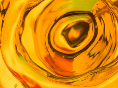 Contaminação de lubrificantes por água: quais as consequências para a linha produtiva?